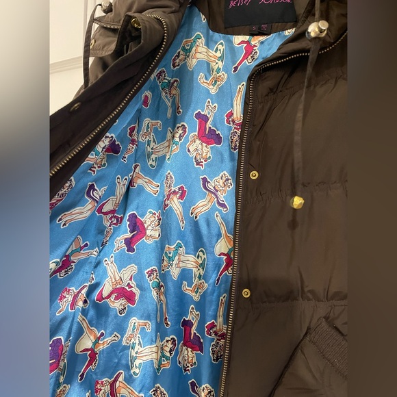 Betsy Johnson brown puffer coat with hood size small - Picture 5 of 10